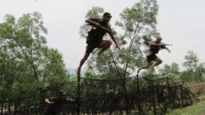 Tháng 5 trên bãi tập Đoàn Đặc công 113