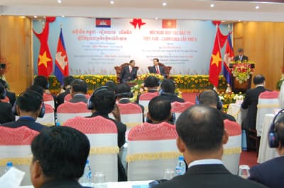 Hội nghị hợp tác đầu tư Việt Nam – Campuchia lần thứ 3
