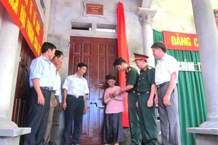 Mái ấm tặng mẹ