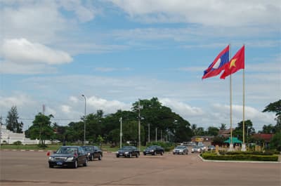 Việt - Lào, không có ngày xa cách