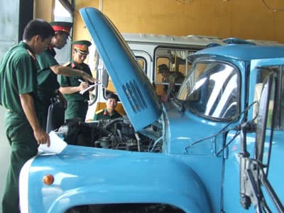 Xây dựng, củng cố các đơn vị vận tải thuộc Bộ CHQS tỉnh, thành phố