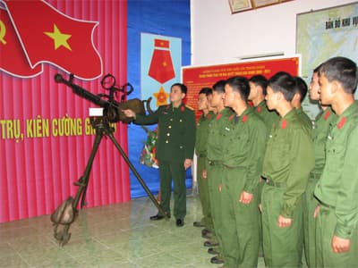 Nắm và quản lý tốt tư tưởng bộ đội