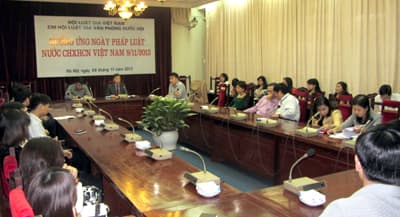 Hưởng ứng Ngày Pháp luật Việt Nam