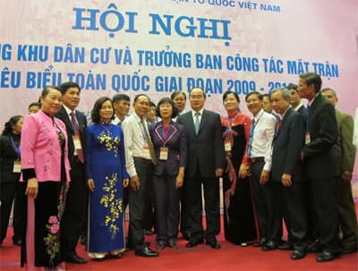 Biểu dương khu dân cư và trưởng ban công tác mặt trận tiêu biểu toàn quốc giai đoạn 2009-2013