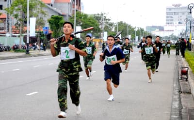 Giải Việt dã – Chạy vũ trang truyền thống Báo Đà Nẵng lần thứ 17