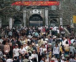 Giữ gìn nét đẹp truyền thống của lễ hội