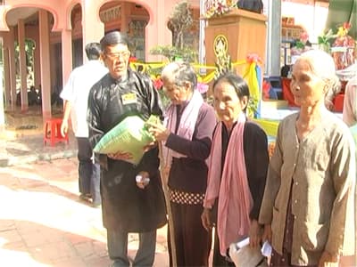 Tấm lòng vì những mảnh đời bất hạnh