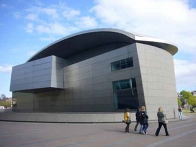 Bảo tàng Van Gogh tại Hà Lan đã mở cửa trở lại