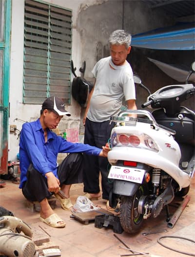 Vượt lên tật nguyền