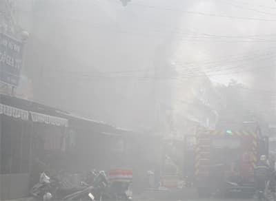 TP Hồ Chí Minh: Cháy nhà trong chung cư Ngô Gia Tự