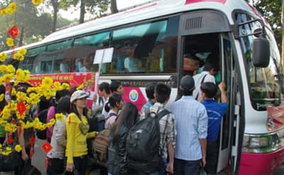 Đồng Nai: Nhiều doanh nghiệp hỗ trợ vé xe cho công nhân về quê đón Tết
