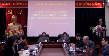Đổi mới mạnh mẽ công tác tuyên giáo theo hướng tăng cường đối thoại, trao đổi