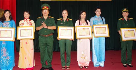 28 cán bộ phụ nữ tham dự hội thi “Cán bộ hội phụ nữ giỏi năm 2014”