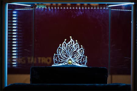 Xác lập kỷ lục Guiness cho vương miện Hoa hậu Việt Nam 2014