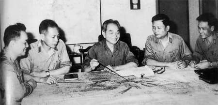Đại tướng Võ Nguyên Giáp - Người Anh Cả của Quân đội ta