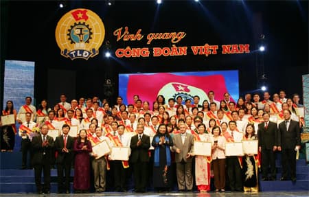 Biểu dương 85 chủ tịch công đoàn cơ sở tiêu biểu toàn quốc
