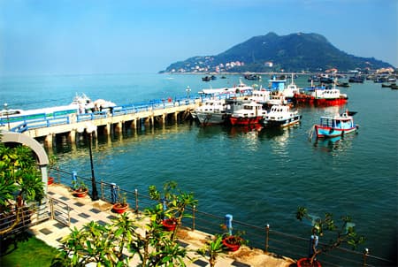 Quyết liệt hơn trong quản lý tài nguyên, môi trường biển