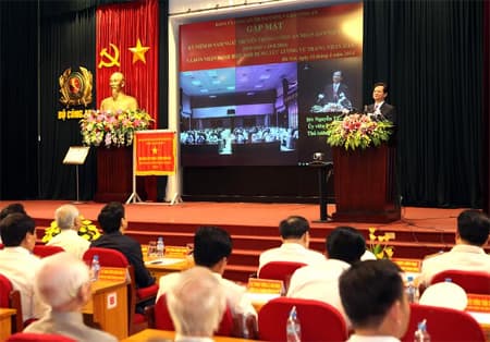 Gặp mặt nhân kỷ niệm 69 năm Ngày truyền thống Công an nhân dân