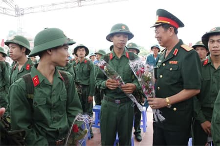 Quân khu 1 giao quân bảo đảm nhanh, gọn, an toàn