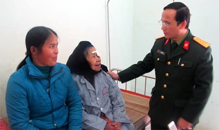 Ánh sáng về nguồn