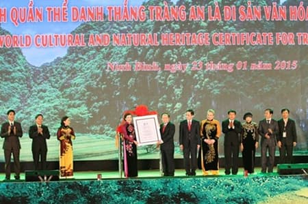 Lễ đón Bằng UNESCO công nhận Quần thể danh thắng Tràng An là Di sản thiên nhiên và văn hóa thế giới