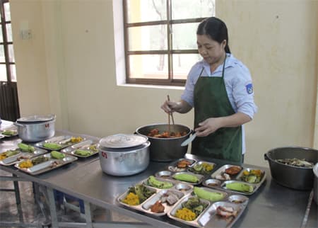 Lặng thầm vượt khó