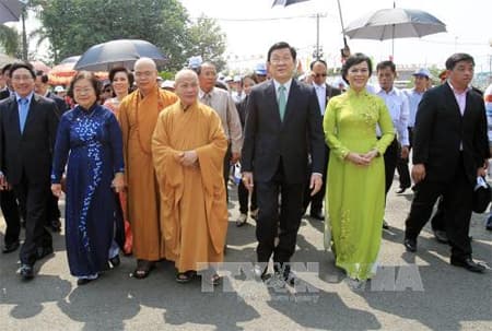 Trân trọng những đóng góp quý báu của kiều bào*