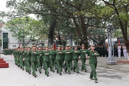 Bệnh viện Trung ương Quân đội 108 sơ kết huấn luyện chiến đấu