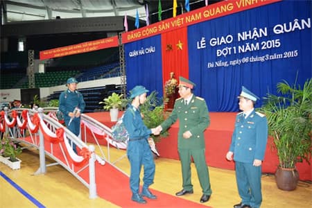 Đà Nẵng: 400 thanh niên lên đường làm nhiệm vụ bảo vệ Tổ quốc