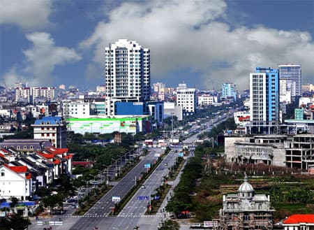 Thành phố đang “rộng, dài, rực sáng”