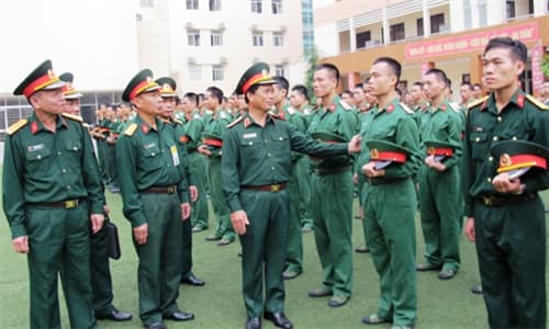 Tập trung tham mưu, chỉ đạo xây dựng quân đội chính quy thời kỳ mới