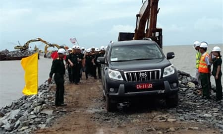 Kỳ tích trong thi công đê chắn sóng của doanh nghiệp quân đội