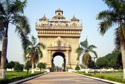 Sáng chói vai trò “người dẫn đường”