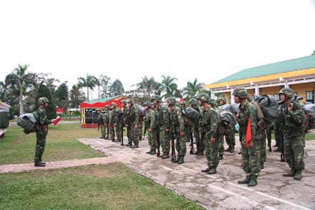 Thi đua quyết thắng, đoàn kết lập công