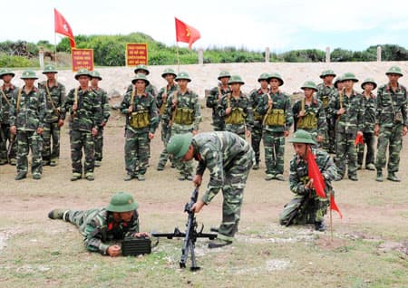 Huấn luyện giỏi, dân vận tốt