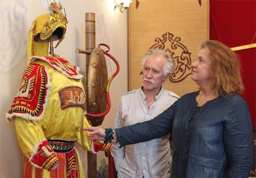Nghệ sĩ Tây “kết duyên” Tuồng Việt
