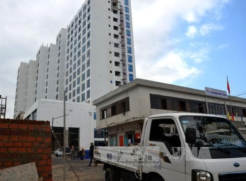 Đà Nẵng: Rơi vận thăng tại công trình khách sạn làm 6 người thương vong