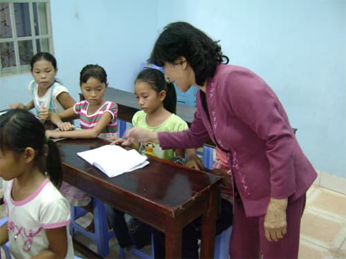 Người “gieo chữ” ở xóm Chài