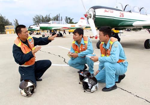 Trường Sĩ quan Không quân tổ chức huấn luyện ban bay đầu năm