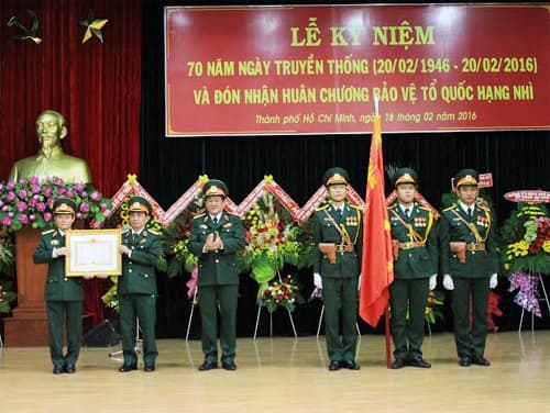 Bộ Tham mưu Quân khu 7 đón nhận Huân chương Bảo vệ Tổ quốc hạng nhì