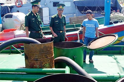 Tạm giữ 20.000 lít dầu DO không có giấy tờ hợp lệ