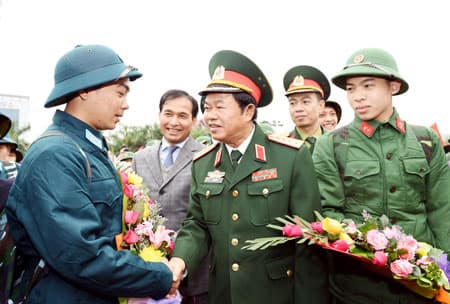 Tiếng gọi non sông trên quê hương Côn Sơn - Kiếp Bạc