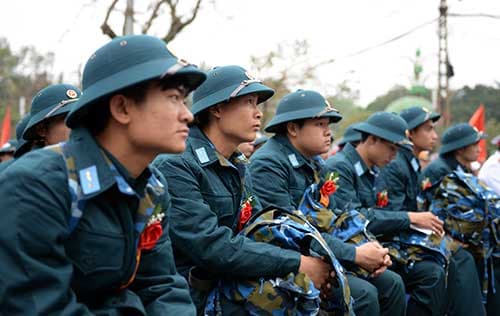 TIẾP SỨC CHO THANH NIÊN NHẬP NGŨ