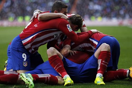 Vòng 26 La Liga: Atletico quật ngã Real trong trận derby thành Madrid