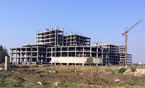 Xót xa dự án bệnh viện dở dang