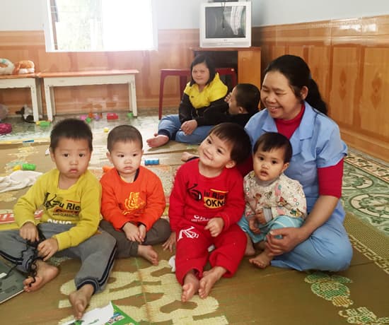 Người phụ nữ chăm chút những mảnh đời bất hạnh