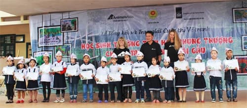 Trao giải cuộc thi vẽ tranh Chung tay bảo vệ loài gấu