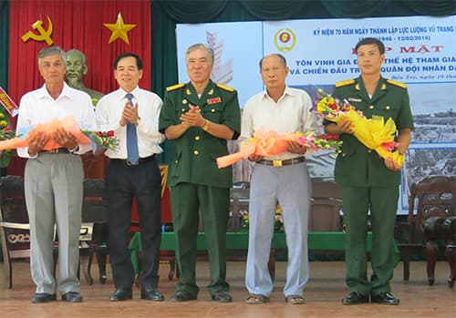 Sống hết mình vì nghĩa tình đồng đội