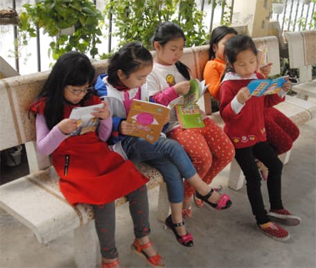 Góp phần tạo thói quen đọc sách cho học sinh