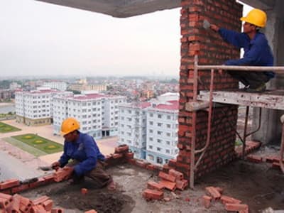 “Tuân thủ pháp luật lao động vì những công trình xây dựng an toàn”